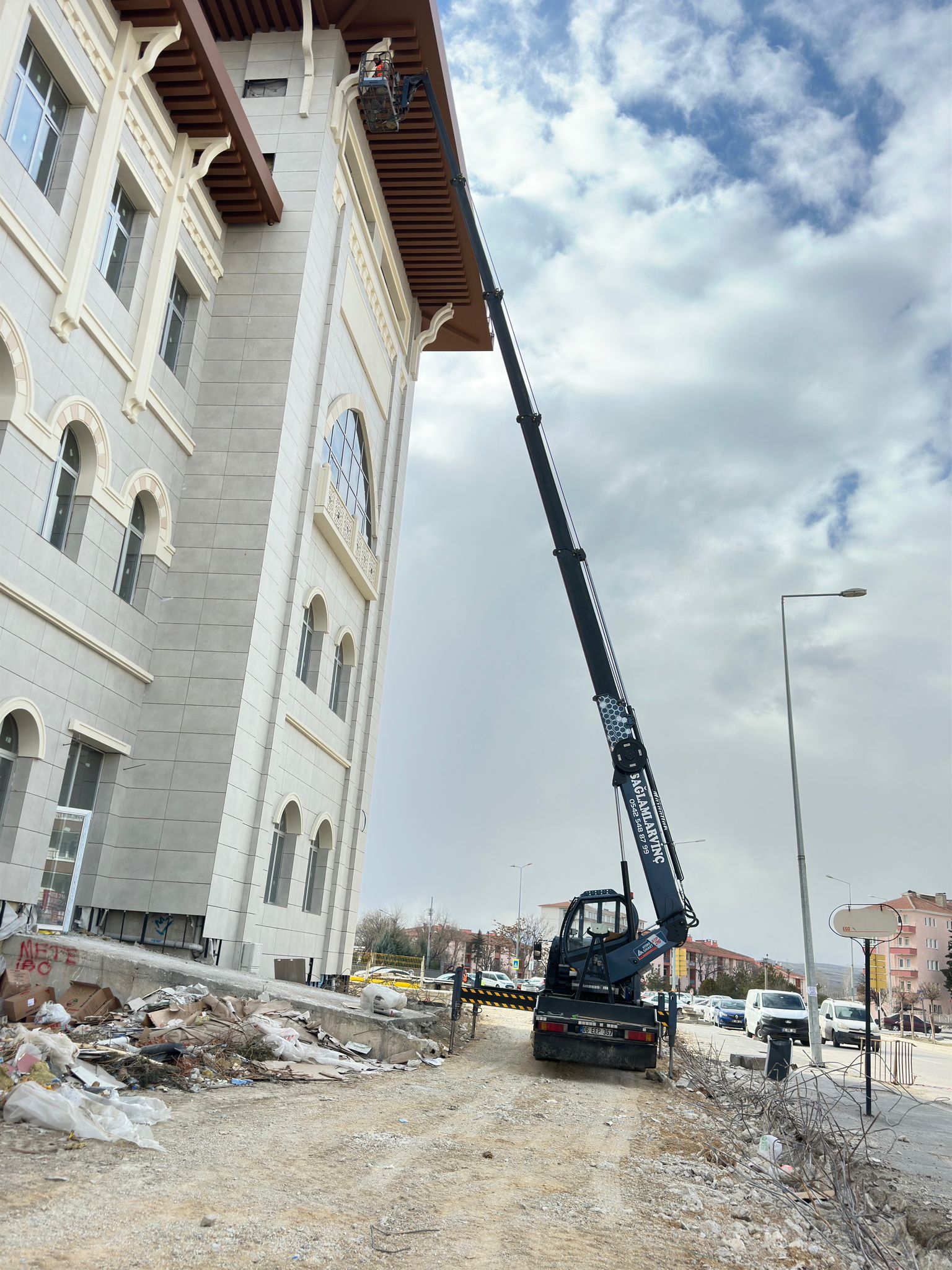 Ankara 35 tonluk vinç Projesi - Sağlamlar Vinç Hizmetleri